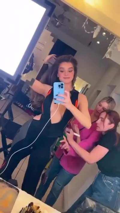 Hailee's 2023 People Magazine edit