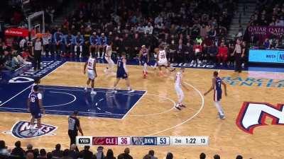 [Highlight] Harden extends the lead to 20 with the stepback 3