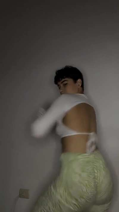 Amateur Ass Blonde Boobs Booty Cute Latina Teen TikTok Tits Porn GIF 🍑