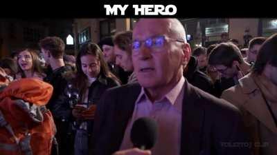 ▶ HŐSÖM ◀ Aki nem MZP rajongó de ott volt az Anker közben tegnap este és együtt örült a fiatalokkal az előválasztás eredményének.