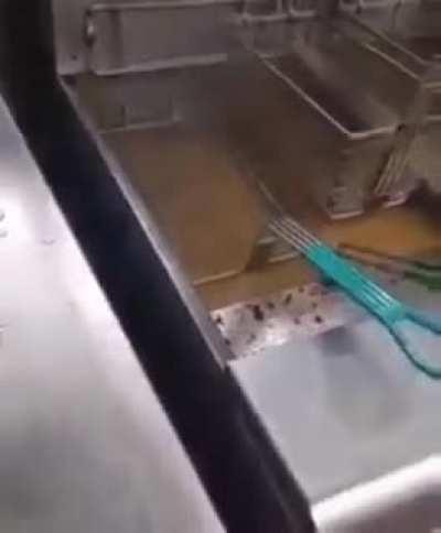 SquarePosting - Video #4416