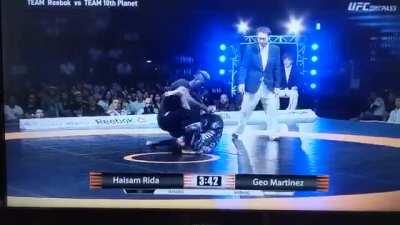 Amazing david vs goliath at a grappling event