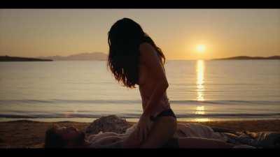 Tuba BÃ¼yÃ¼kÃ¼stÃ¼n sex scene ð¥ð¥ð¥