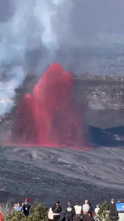 January 12 2026 - Kilauea shield volcano shows eruptive activity - Hawaii, Hawaii