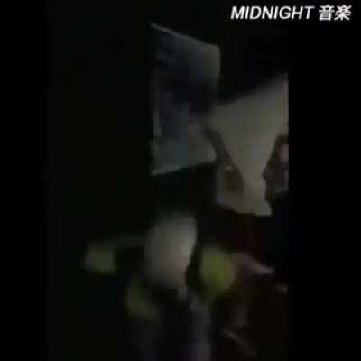 como entrar na festa sem ser chamado