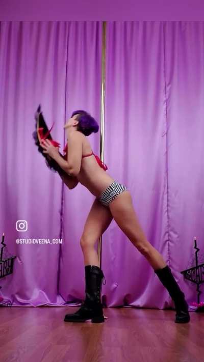 Halloween Pirate 🏴‍☠️ Pole Combos