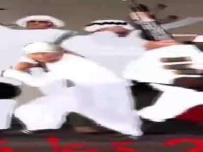 Congratulations Retards! We just passed the 900k Subscriber milestone - here's to 1 million sooner or later! To celebrate, please enjoy some videos/pics I've had saved on my device.