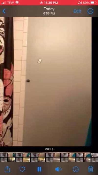 Kay acting up on live 🥴