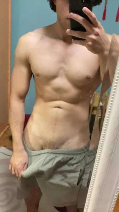 Watch this one simple trick that'll make you get on your knees for me (also pls repost I'll be so grateful)