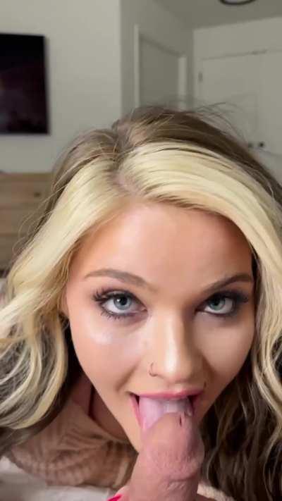 Look me in the eyes while I’m sucking it