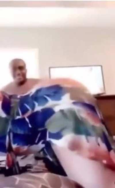 Twerking gone pass scary