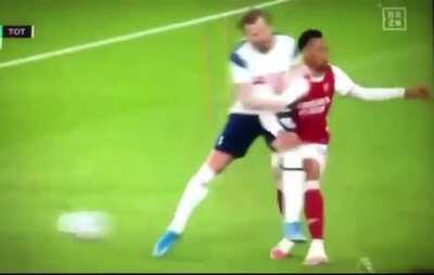 Foi falta? Juiz n marcou vc marcaria?