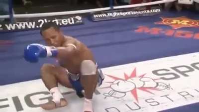 Liam Harrison counters Saenchai's teep with a big sweep