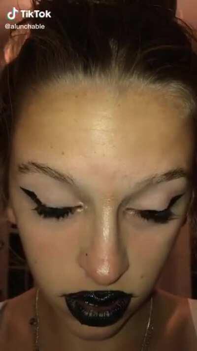 Ну вот что в голове у подобных... разумных?