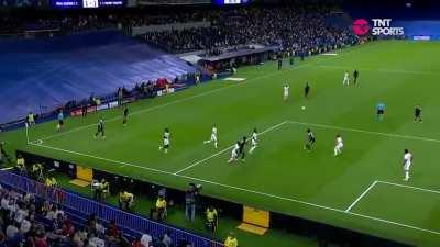 Real Madrid 1-[2] Sheriff - Sébastien Thill - 44' 2T