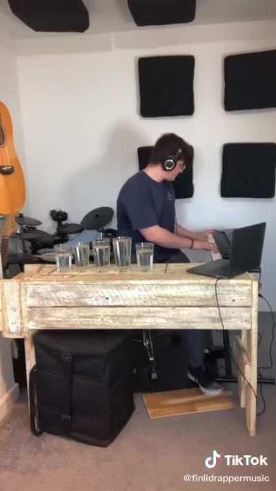 A creative take on the theme song [credit to @finlidrappermusic on tiktok]