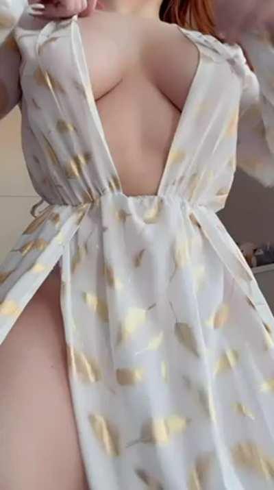 I hope your New Years resolution was to fuck a busty ginger