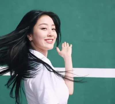 210729 - Jihyo sending a kiss