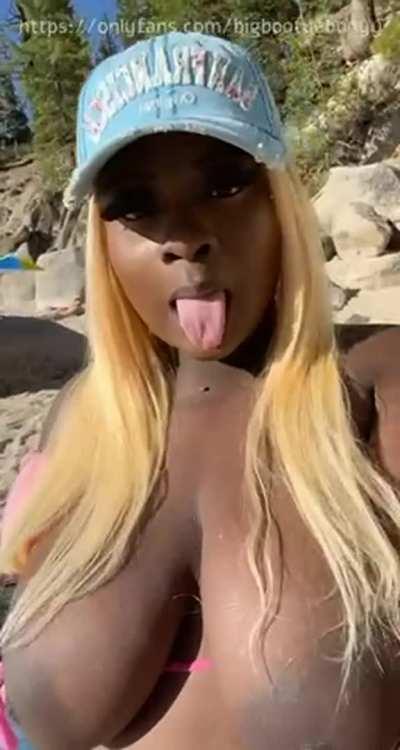 If you saw me at the beach would your dick get hard? 🙊💦💦🤤