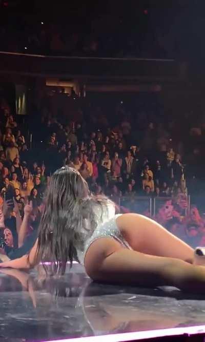 Dua Lipa - Booty