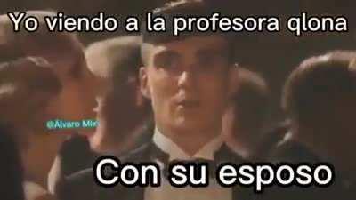 Yo viendo a la profesora culona con su esposo