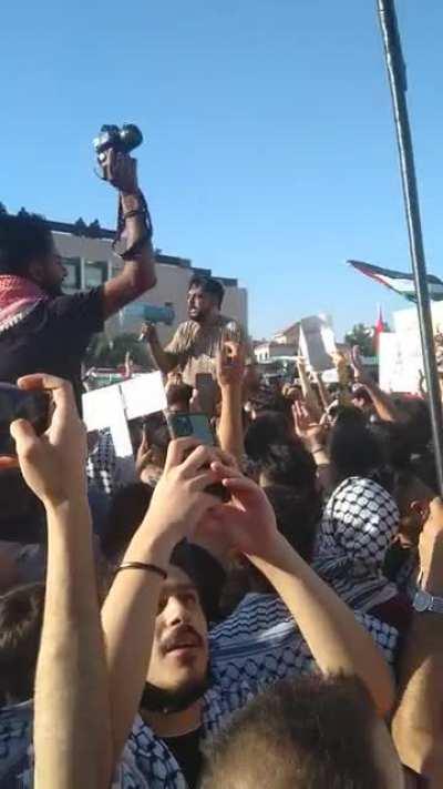 من الوقفة التضامنية مع فلسطين