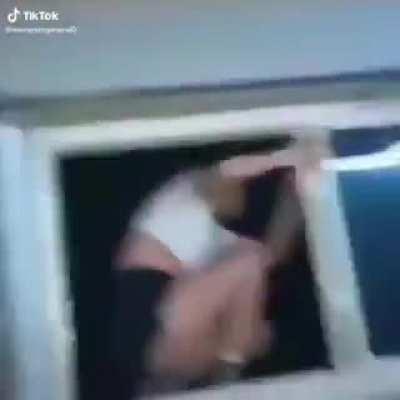 Tik Tok é tão aleatório k