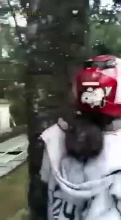 Stone Pelting at Ramnavi.Agar himat hai to smile ko rok ke dikho