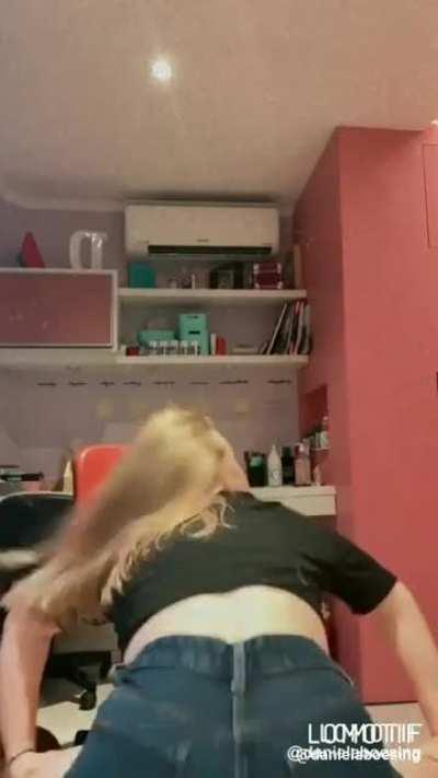 Entre no grupo do Telegram para ter acesso a vídeos exclusivos 🔥 Link nos comentários 👇