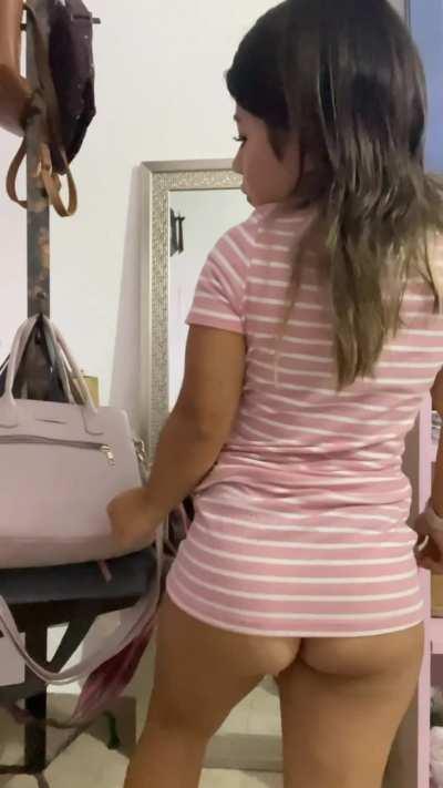 Mirror, mirror, on the wall, who's the cutest in the subreddit? 🙊 4’ F26