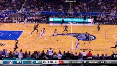 [Highlight] Embiid gets the clutch block, leading to a Curry bucket on the other end