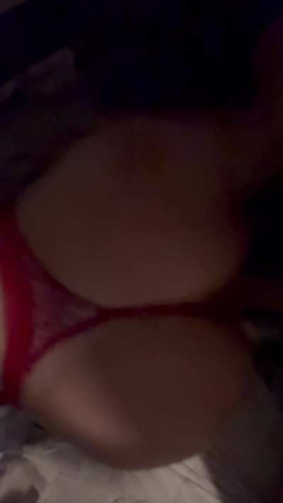 His best friend loves when I wear red ❤️❤️