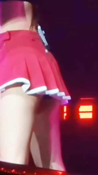 She definitely want a doggy and she's waiting for you to put it in 💦