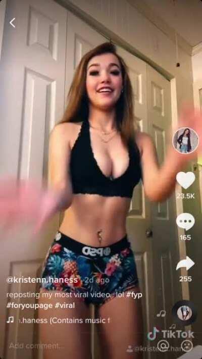 One of my favorite thots.