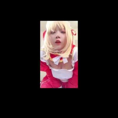 คนนี้ชื่ออะไรครับ อยากได้ช่องทางติดตาม