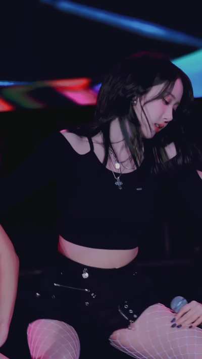 VIVIZ - Sinb