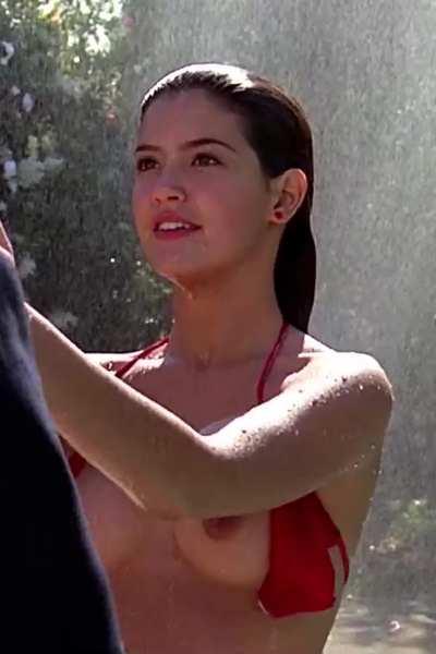 Phoebe Cates