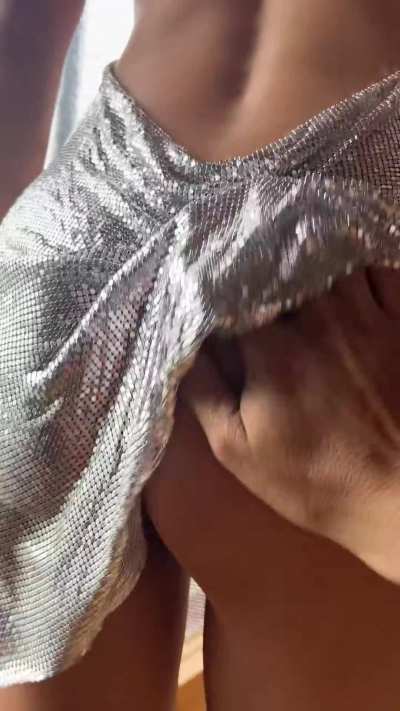 Nothing beats a good reveal of a sexy mommy 43yo