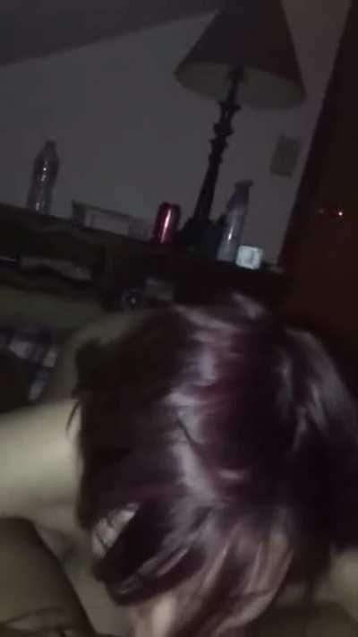 Big Breasted Girl Gives Perfect Head