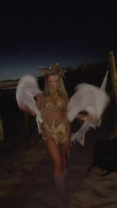 Need to get fucked in this costume