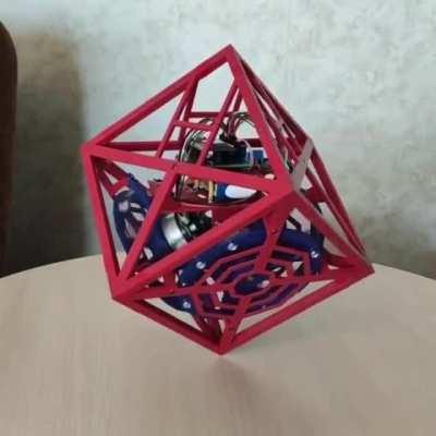 Self-balancing Cube by centrifugal force Cre:ytb/ReM-RC