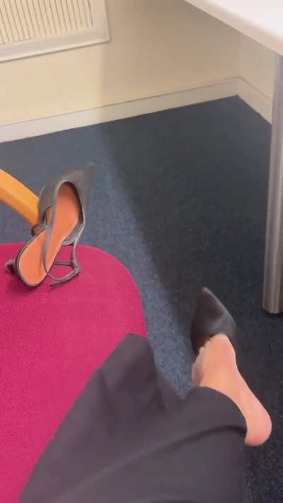 Who wishes they were my colleague? 👀👀