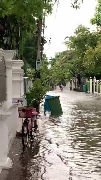 WWLL: they don’t get their friends and go wakeboarding in the middle of the street.