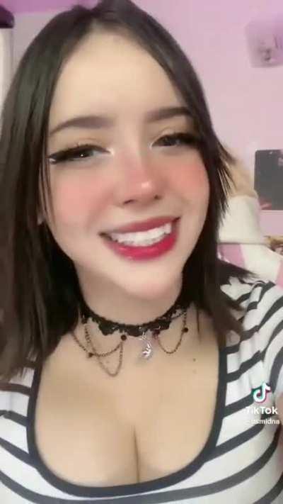 Es tan hermosa 💖 😍 💕