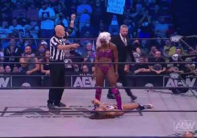 Ur favorite looser sexy ass Skye