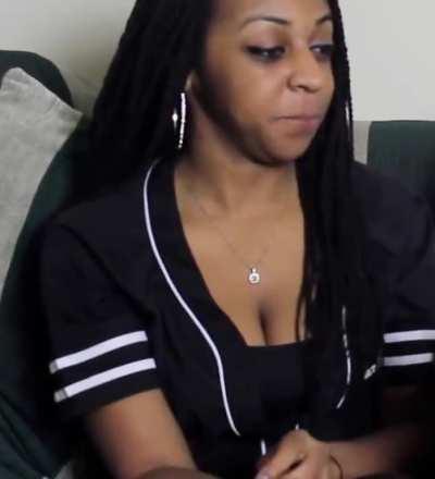 5 minutes of Busty Jazz 🍈🍈 [Requested Post]