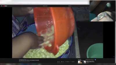 Resubo el vidio del uriel aquí, aber si la vieja lo vuelve a tumbar 😎👊