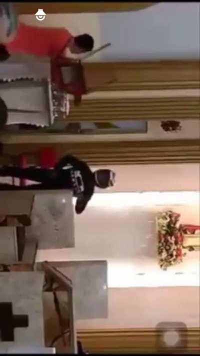 Never try to rob a church!