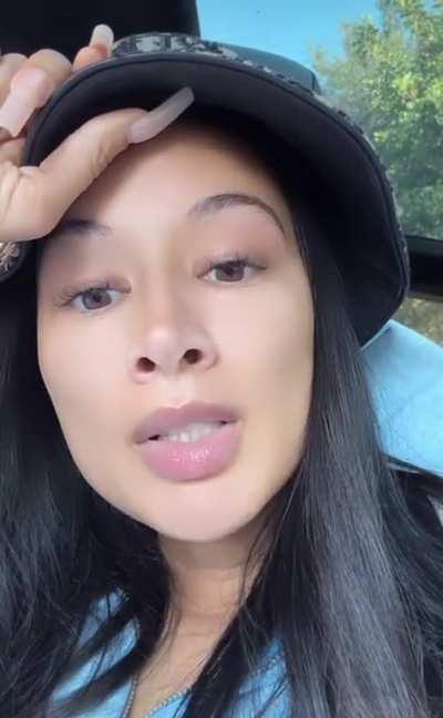 She’s cute ass shit!