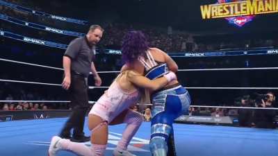 Can Natalya & Maxxine advance in the tag team gauntlet? (SD - 4/11/25)